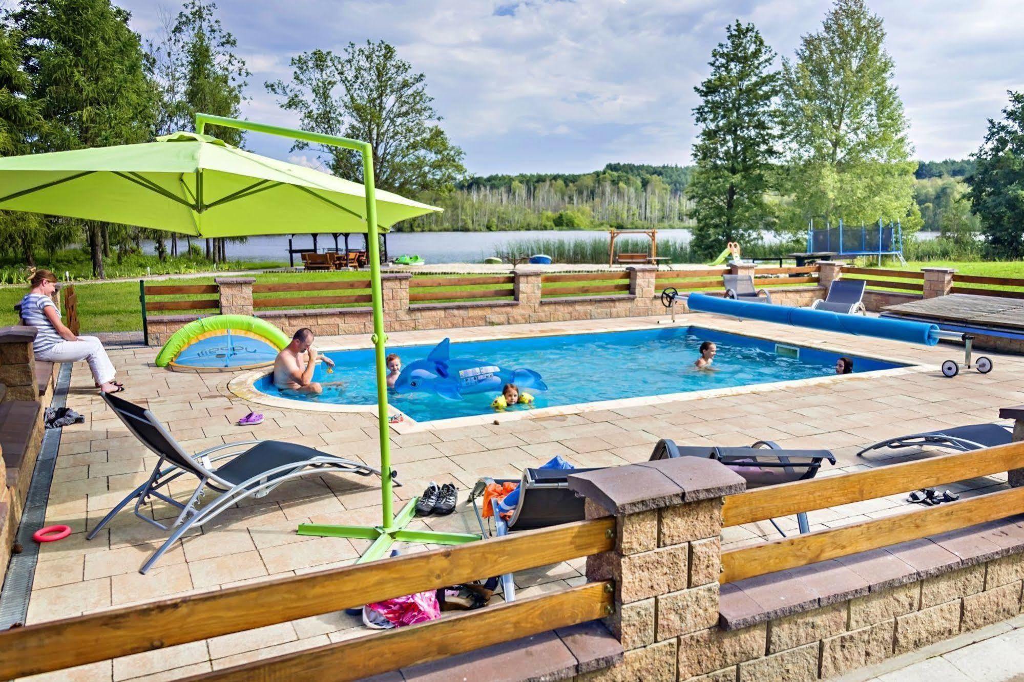 Rezydencja Nad Jeziorem Pestkownica Экстерьер фото